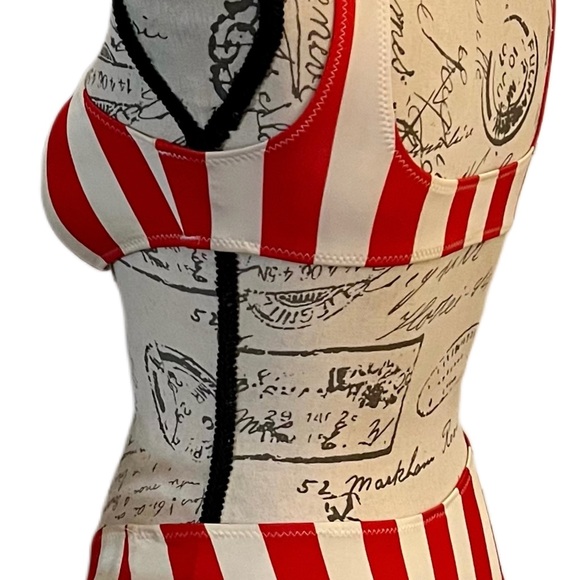 SOLID & STRIPED
The Riad Cream Stripe Elle Bikini top medium/ bottom small - Picture 3 of 11